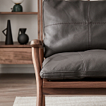 Кресло c каркасом из массива дерева и мягкой кожаной обивкой Walnut Armchair варинант исполнения - 10 | Loft Concept в Санкт-петербурге